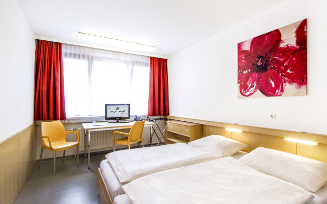 AllYouNeed Hotel Vienna 4