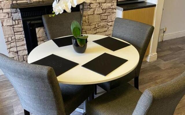 Hilltop Place Suites Flat Above 250