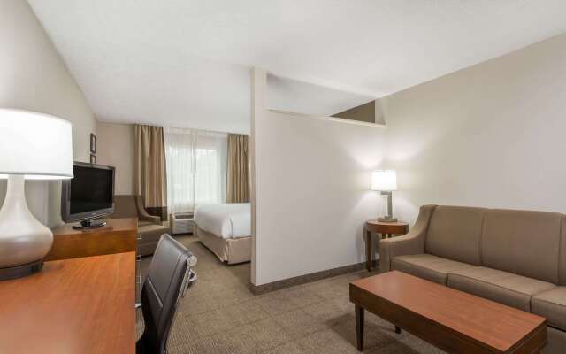 Wyndham Garden Cross Lanes Charleston