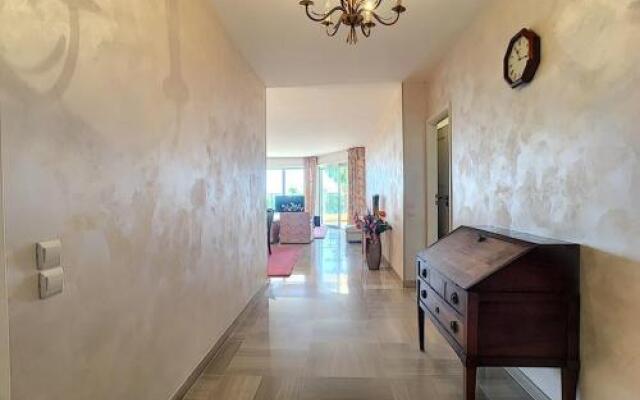 Vue Mer 10 Min De Cannes Grand Appartement