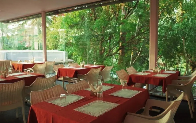 Shoonya Farm Retreat