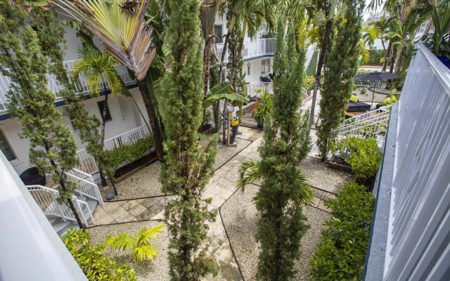 Beachside All Suites Hotel