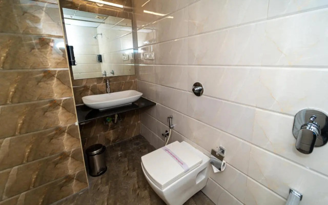 Vera by Bisque Hebbal