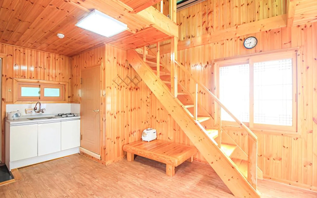 Yangsan Bene Maru Pension