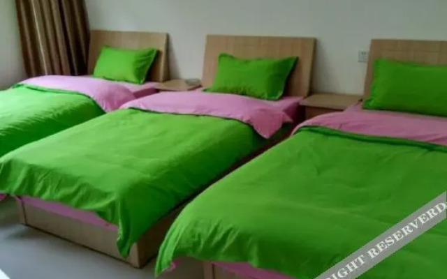 Yuanmengju Hotel (Zhashuiying Town Station Branch)