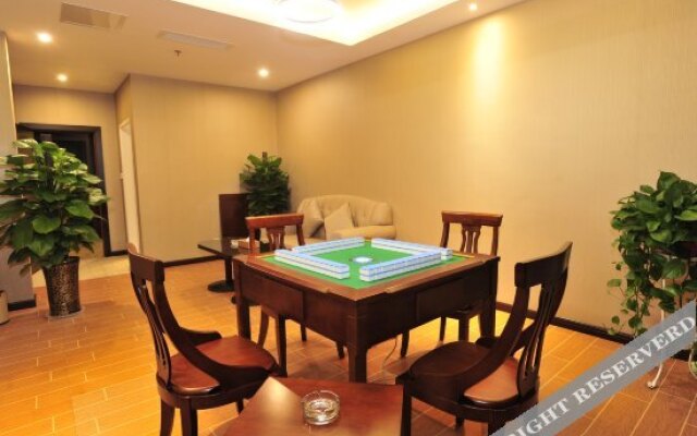 Yijia City Hotel (Fangte Oriental Mythology Playground)