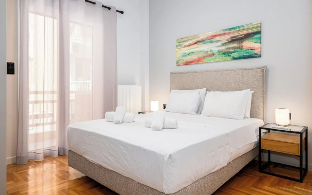 Stylish 2BR flat near hospital & metro