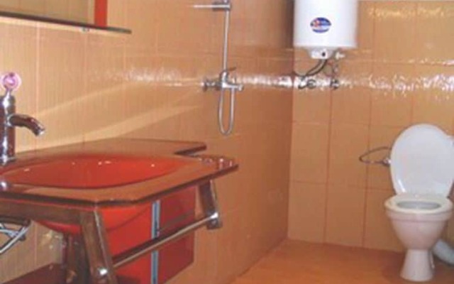 Sunny - Viki Guest House
