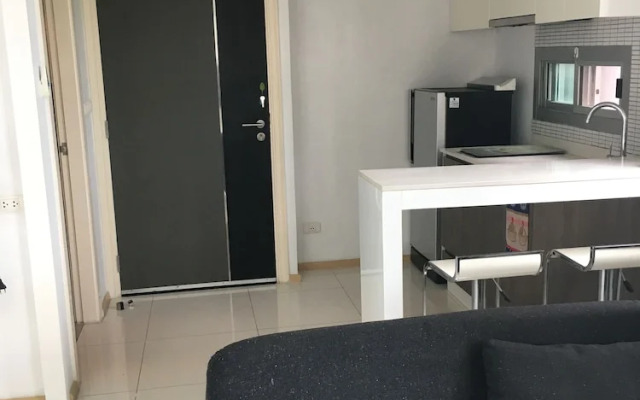 The Gallery Condo - D41 by Axiom