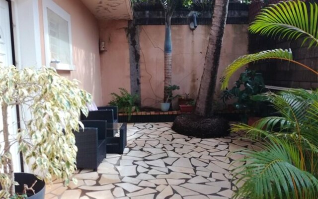 Studio In Saint Denis With Furnished Terrace And Wifi