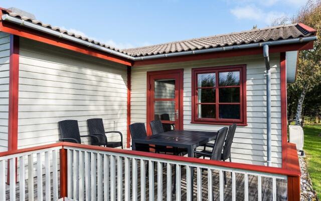 6 Person Holiday Home in Hemmet