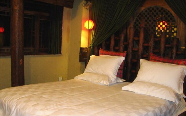 Blossom Hill Inn Lijiang