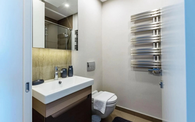 Studio Flat With Panoramic City View in Atasehir