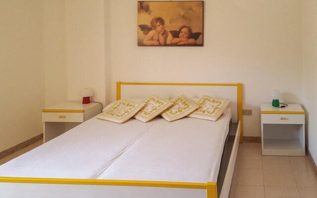 Awesome Apartment in Gallipoli With 1 Bedrooms