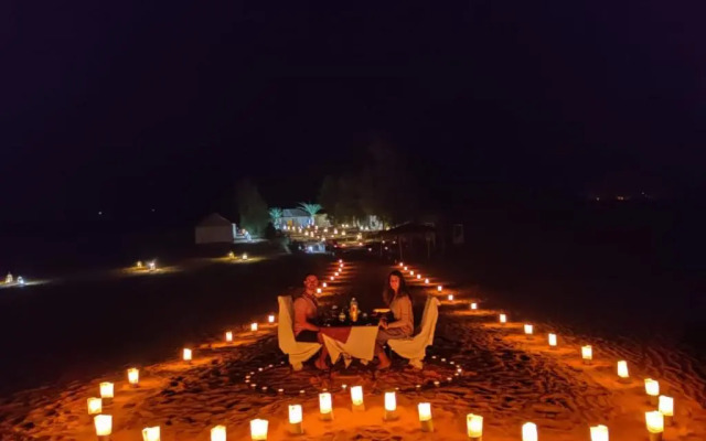 Luxury Camp Camelhouse