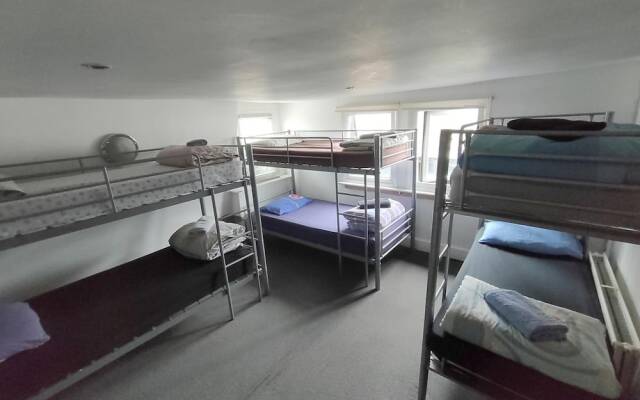 Plymouth Backpackers Hotel
