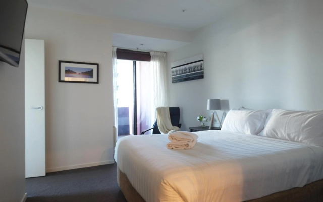 ACD Apartments – Guest Rooms – Melbourne
