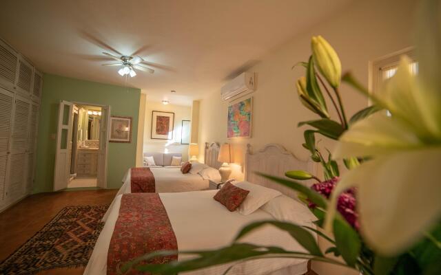 Villa Mirasol Hotel