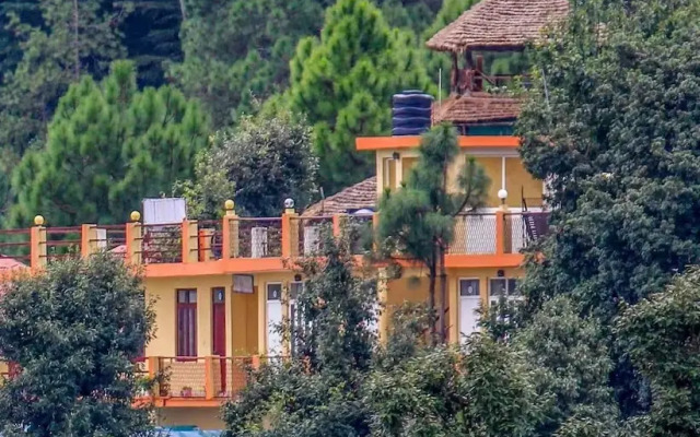 Himvadi Resort