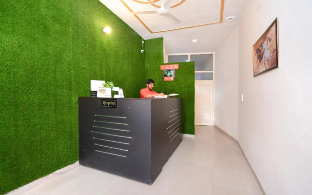 Urban Guest House By OYO Rooms
