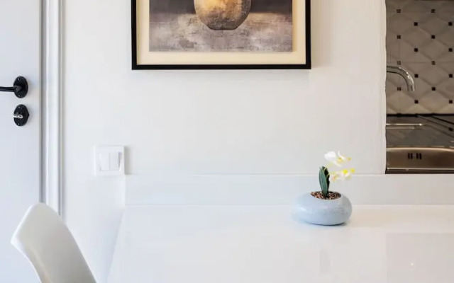 Seaview and Sunsets - Beachside Retreats