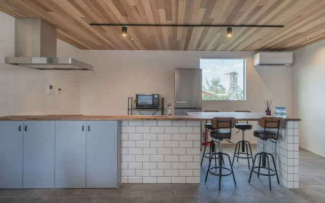 Urban Villa Resort Onna