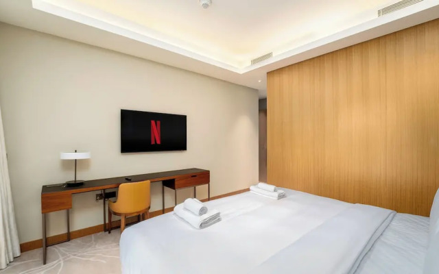 Posh 2 BR in Address Opera Mall Access