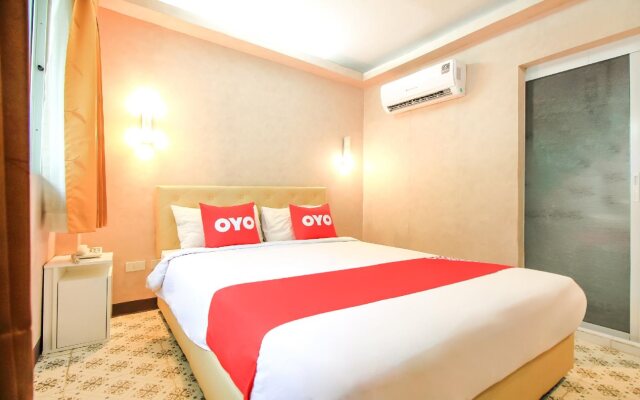 Everest Boutique Hotel