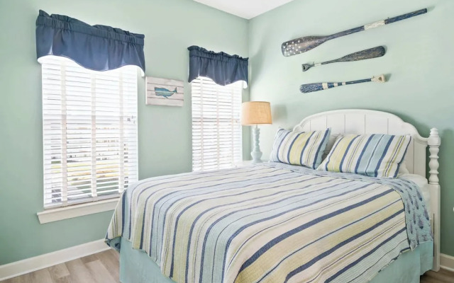 Hidden Paradise Coastal Views!