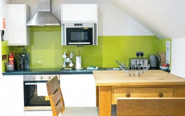 JOIVY Adorable Flat Near Fountain Park W/ Parking