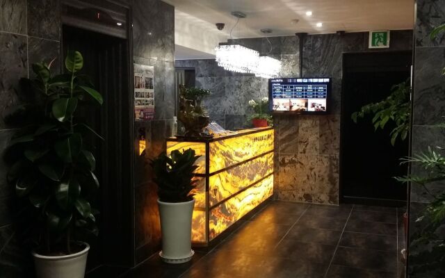 Hotel BUTI &