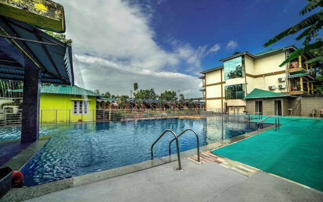 Resort Trimurti
