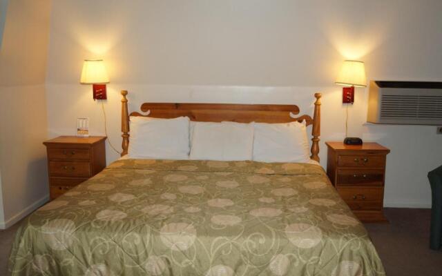 Country Squire Inn & Suites