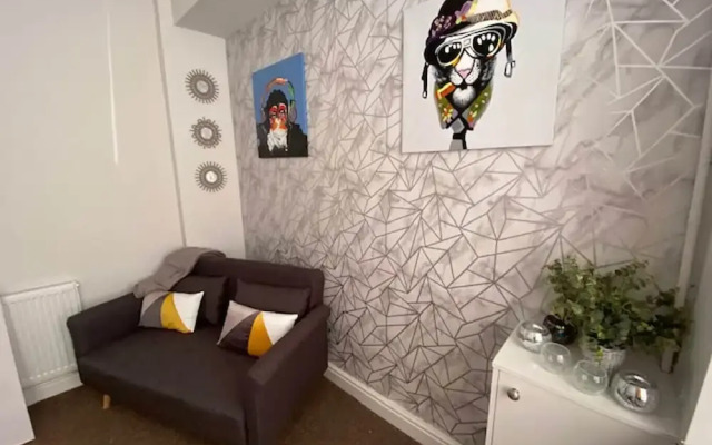 Townhouse @ 110 Etruria Vale Road Stoke