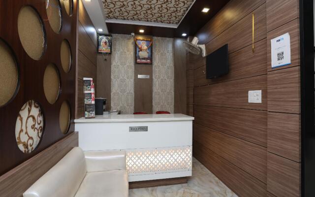 OYO 10969 Hotel US Residency