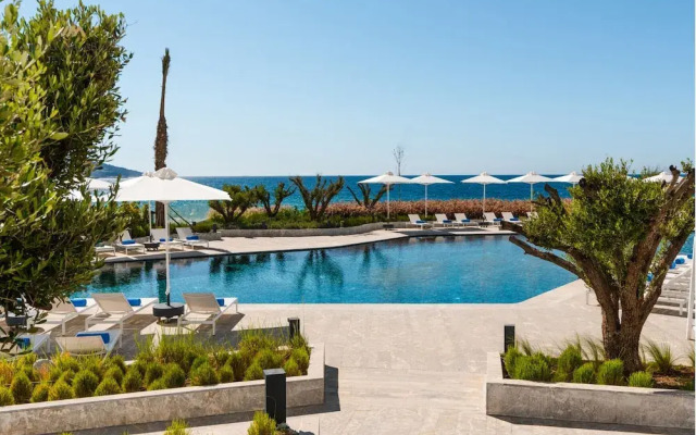 Idou Malabata Beach and Spa
