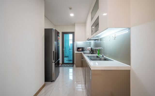Landmark 81 - Sun Megalight Apartment