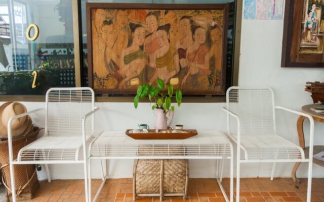 Huahin Place Guest House