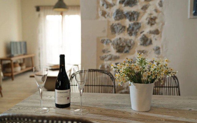 Traditional & Luxury, only few km from sea #2