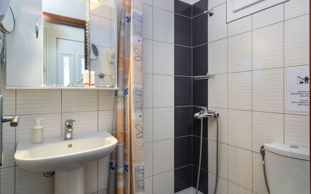 A Ponte Studios & Apartments