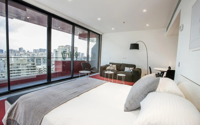 1866 Court & Suites