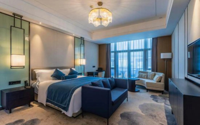Longtan Lake Hotel