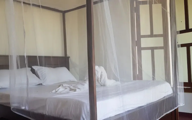 Exotic Beach Hotel