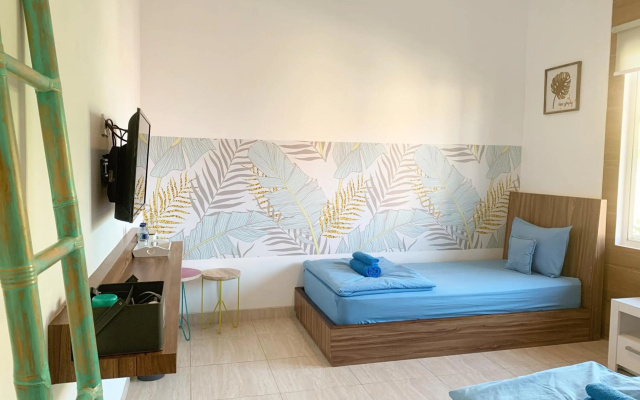 Beach Hut Hostel