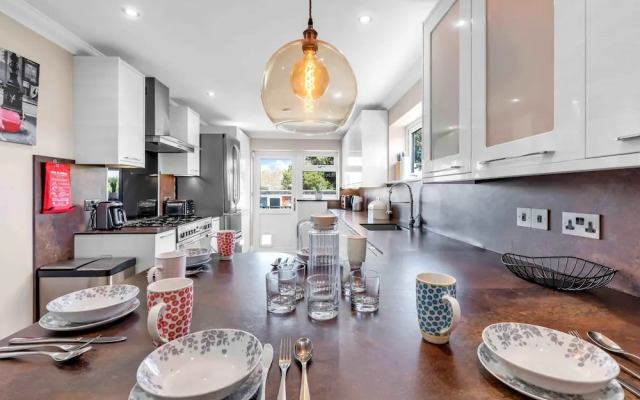 Sea Downs House With Free Parking By My Getaways