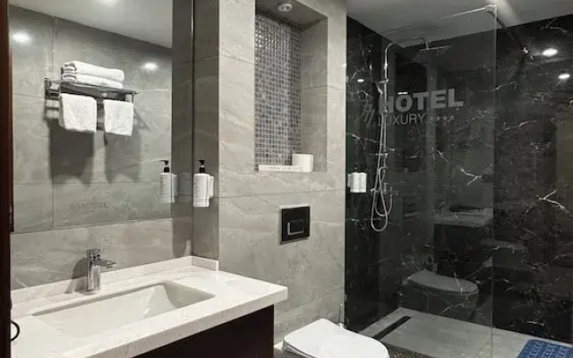 Ziyorat Luxury Hotel