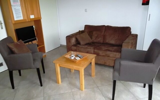 Detached Bungalow with Stove Located in the Betuwe