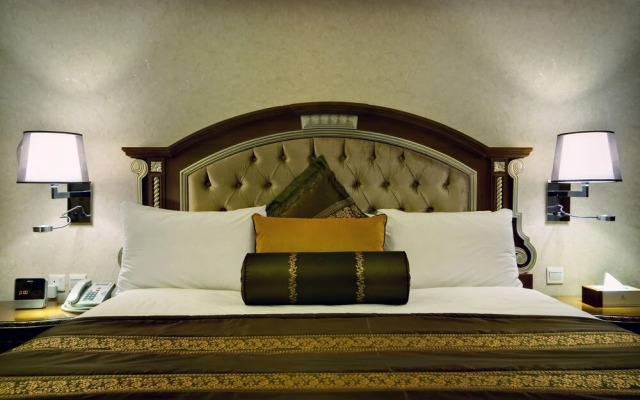 Sanam Hotel Suites