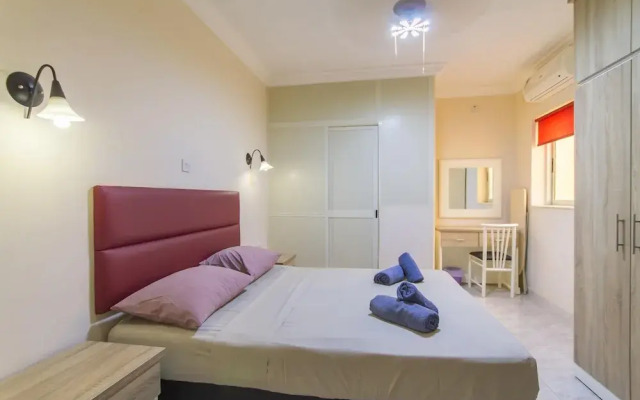 Merill Pool and Sea Charming Apart 2