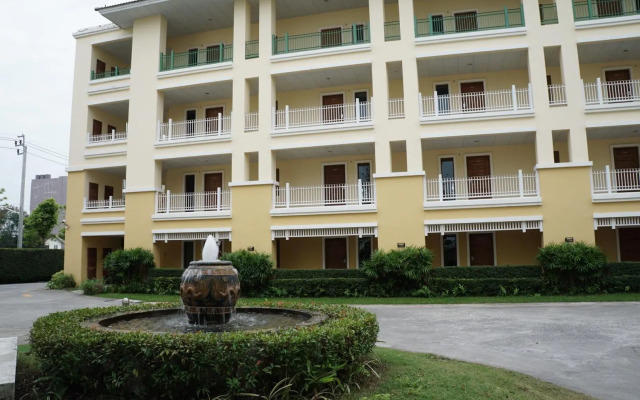The One Residence Hotel